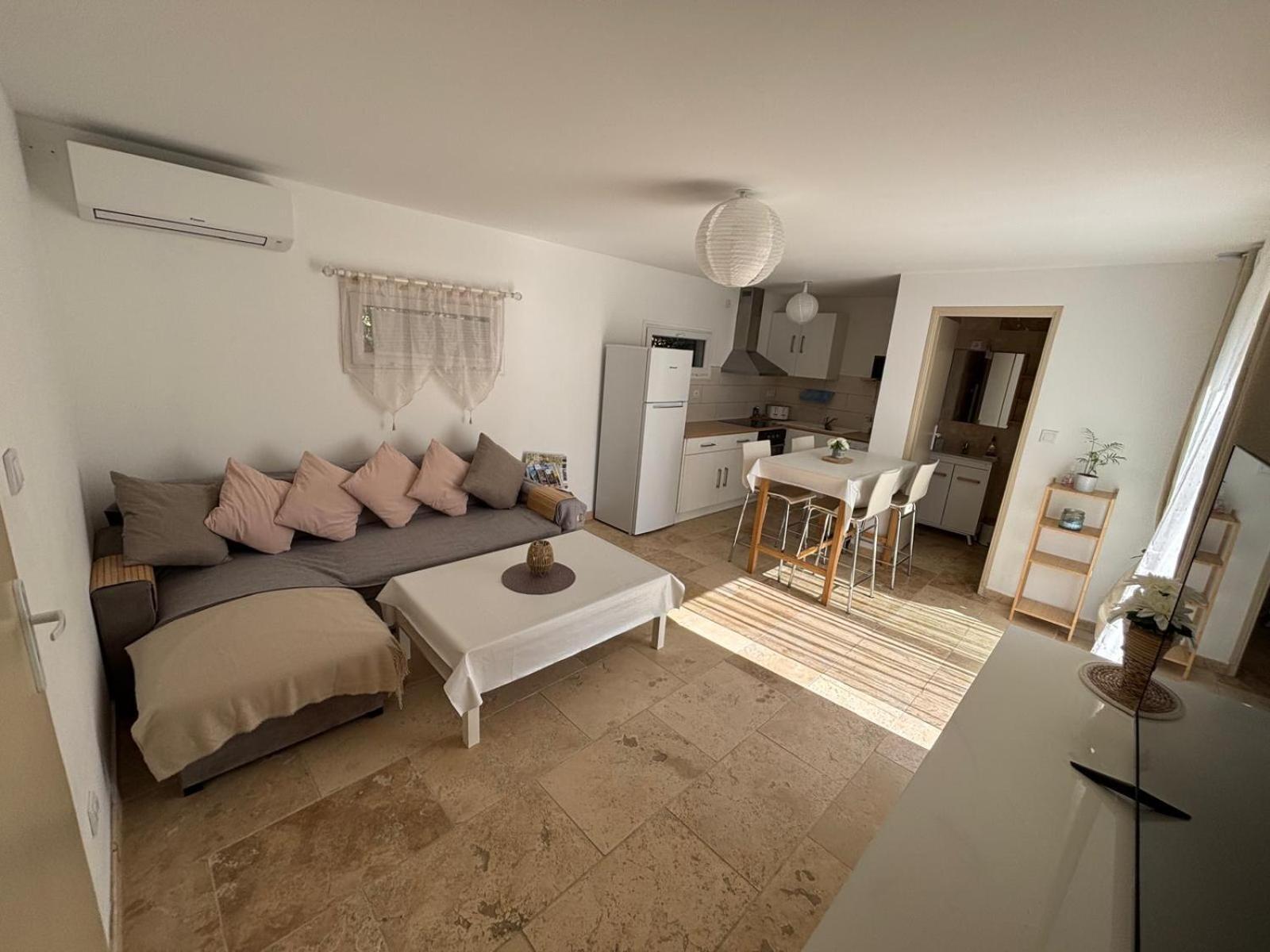 Maison De Vacances En Campagne Cavaillon Eksteriør billede